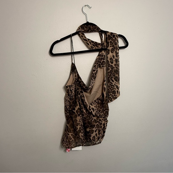 Leopard Scarf Tank Top - Picture 2 of 4